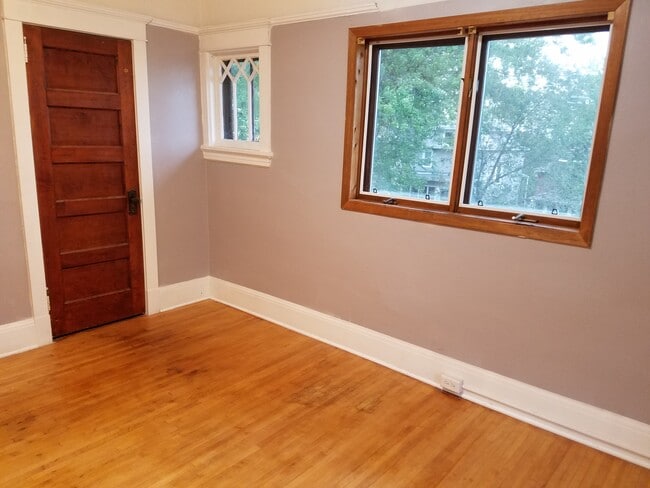 Photo - 5725 W 8th St Unit 2