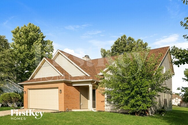 Photo - 6560 Hollingsworth Dr