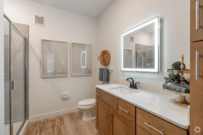 B1 2BR, 2BA - 1123SF - Primary Bathroom
