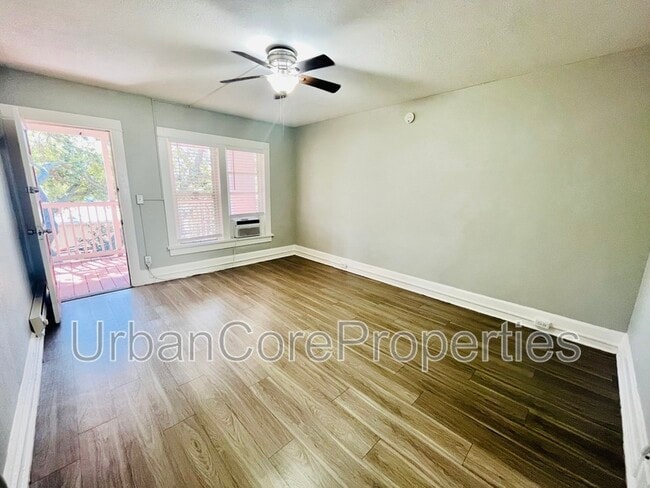 Photo - Bayside Arms Apartments