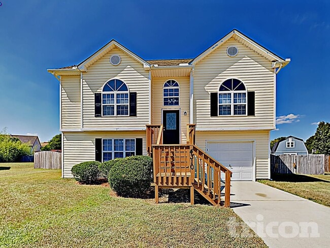 Photo - 4310 Windjammer Ct SW