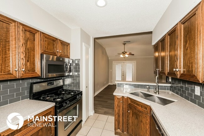 Photo - 501 Brazos St