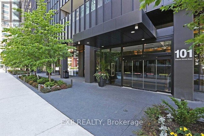 Photo - 101 Charles St E Unit 4804