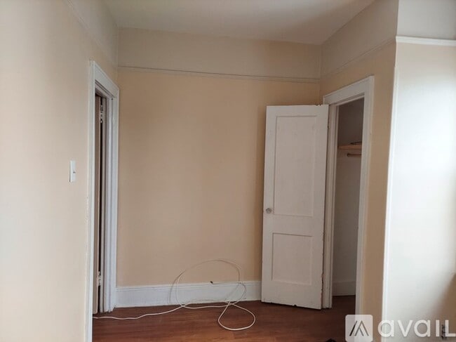 2117 W 11th St Unit 2st floor