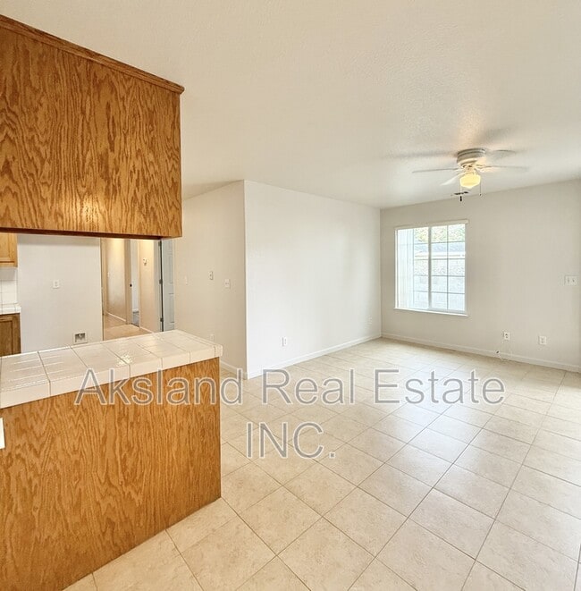 Photo - 421 N Walnut Ave