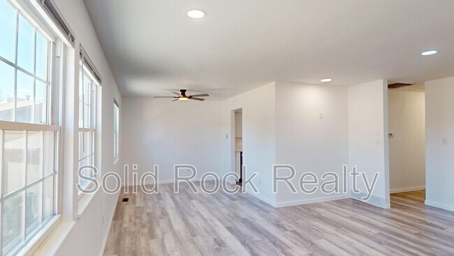 Photo - 7336 Franconia Dr