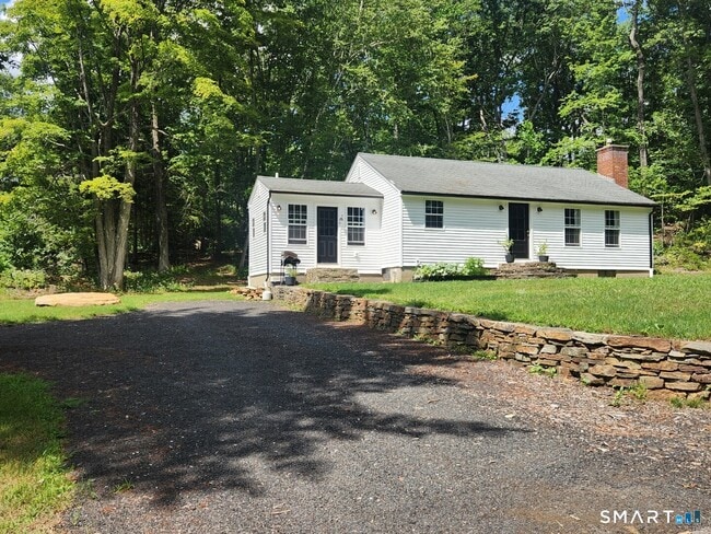 3 Stickney Hill Rd