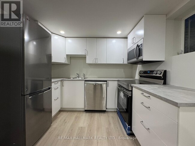 Photo - 52 Nisbet Dr