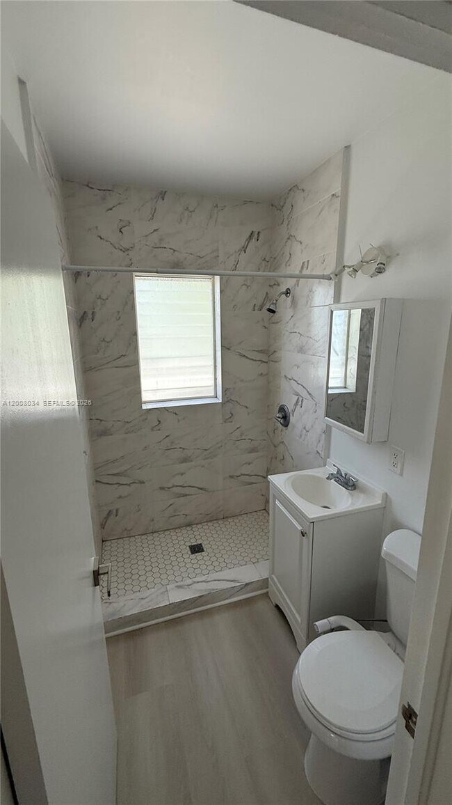 Photo - 534 SW 6th Ct Unidad 1