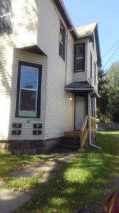 Photo - 1335 W 3rd St Unidad apt 3 upper front