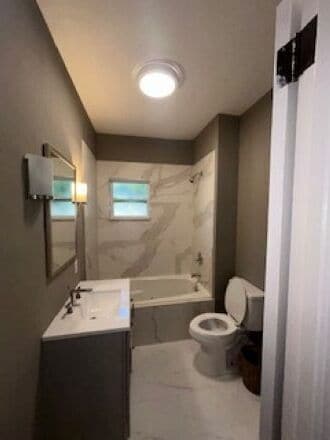 Building Photo - 115 E Lattin St