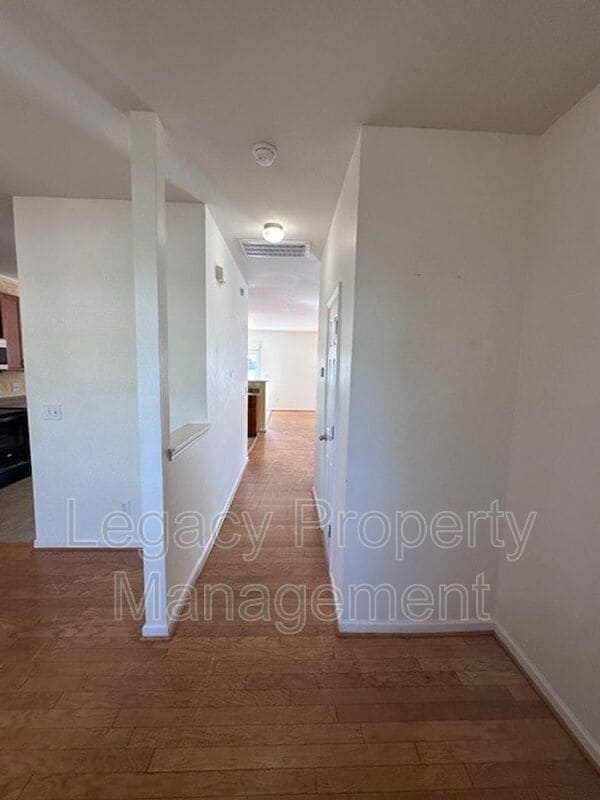 Photo - 1608 Brambleton Ct