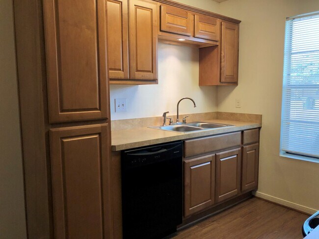 Photo - 3609 Mahan St