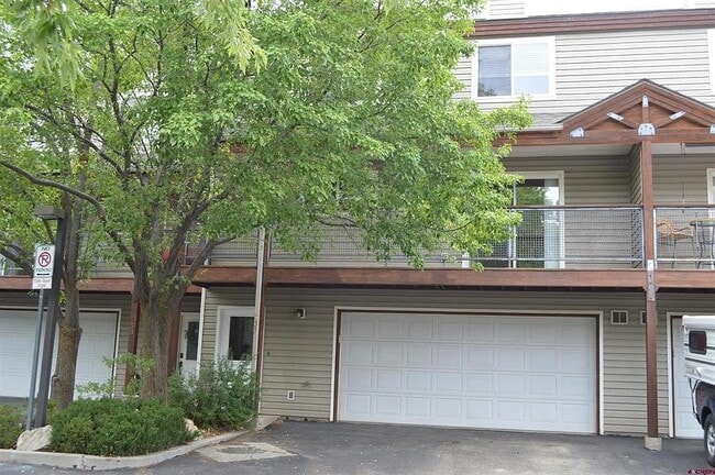 Photo - 57 Sunridge Ln