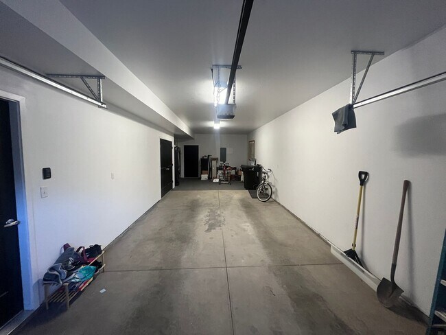 Photo - 180 Metz Ln