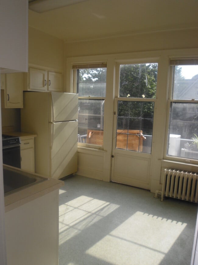 Photo - 3125 N Hackett Ave Unidad 3125 N. Hackett Ave