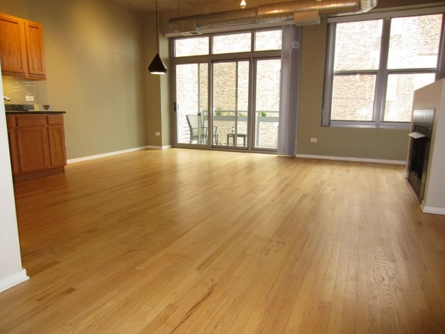 Photo - 933 W Van Buren St Unit 626