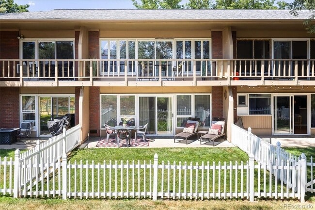 Photo - One Bedroom Condo Walking Distance to CU with Fenced Backyard and Flatiron Views!