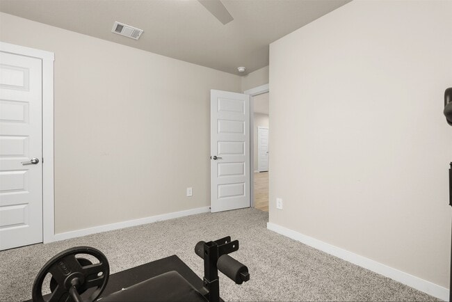 Building Photo - 2612 Golden Palms Ln Rental