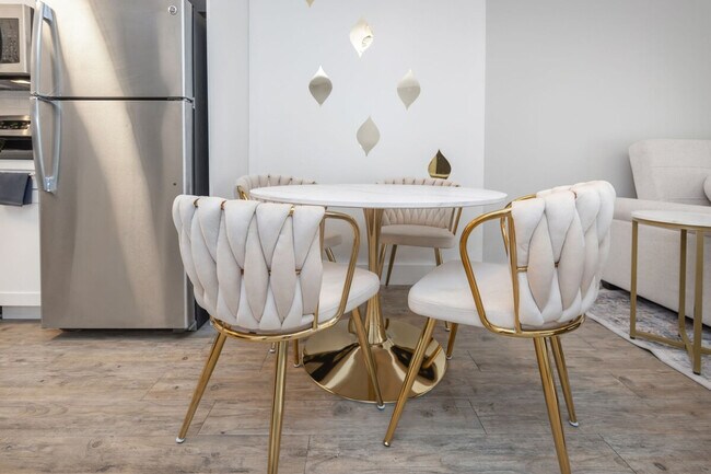 Photo - 4403 W Cleveland St Unidad ID1365973P