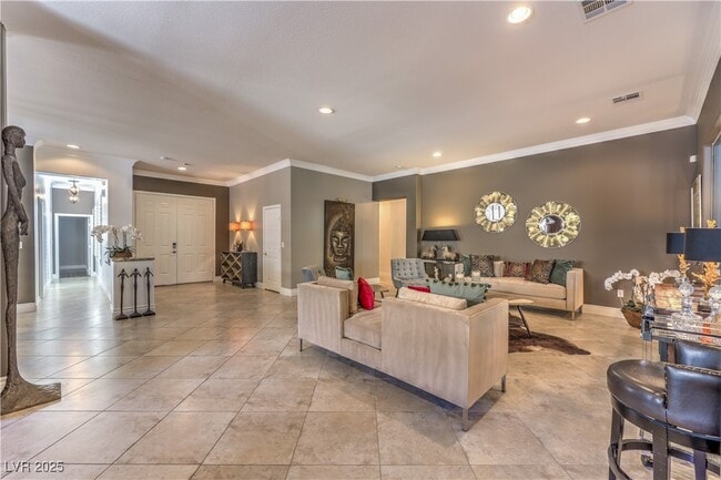 Photo - 609 Point Ridge Pl