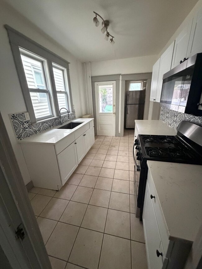 Photo - Single family house