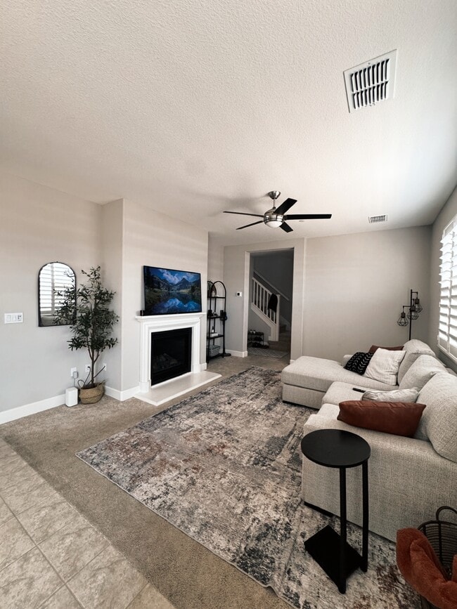 Photo - 2072 Parsons Dr