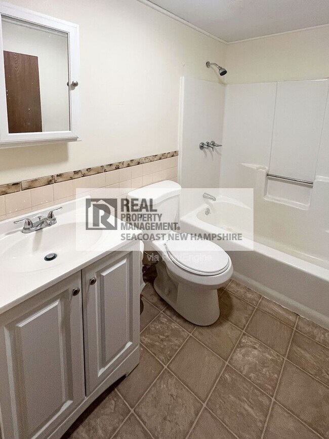 Photo - 17 Ellison Dr Unit 6