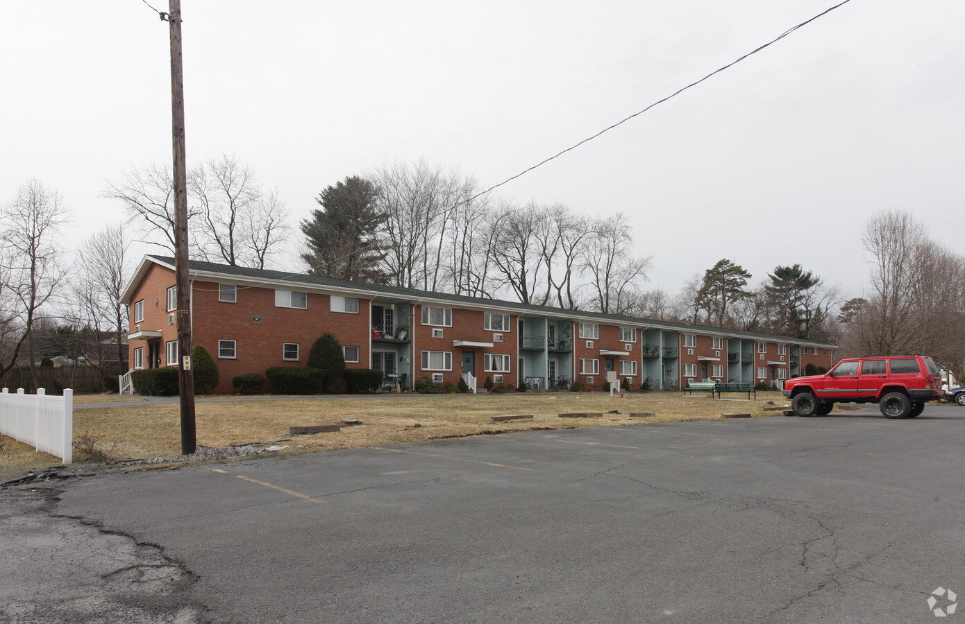 Photo - Plaza Garden Apartments