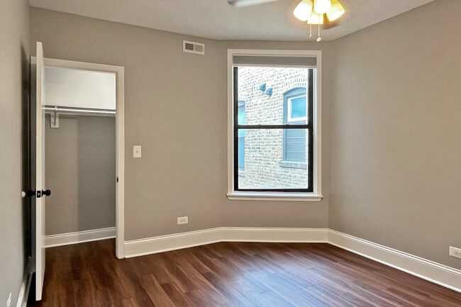 201-209 N. Grove Ave.