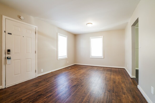 Photo - 1340 5th Pl NW