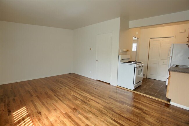 Photo - 1452 S 300 E Unidad 1452