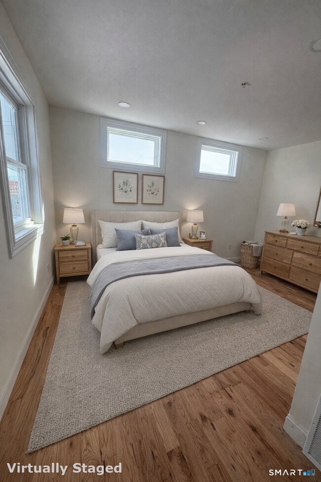 Photo - 157 Green St Unit 1B