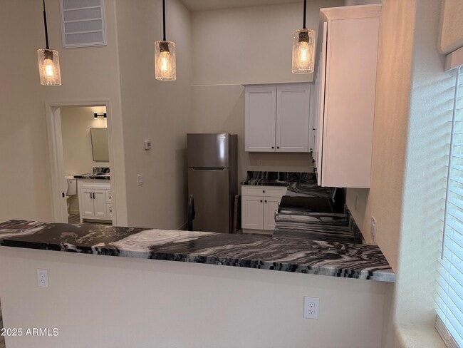 Photo - 217 W Estate Ln