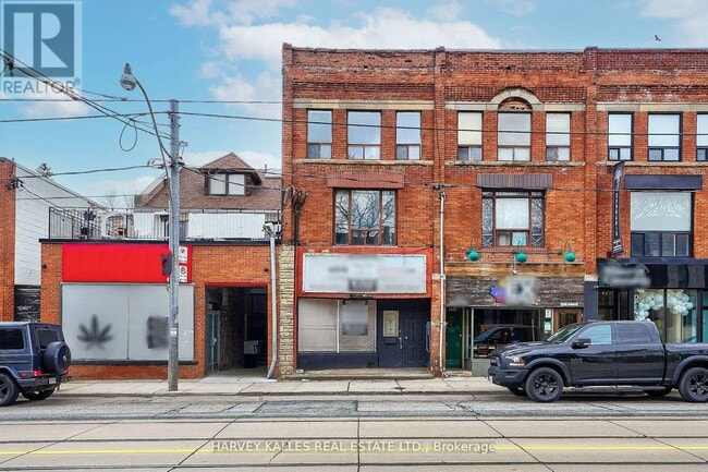 Photo - 1046 Bathurst St Unit 2