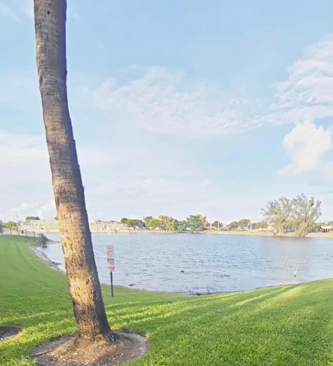 Photo - 1087 NW 33rd Manor