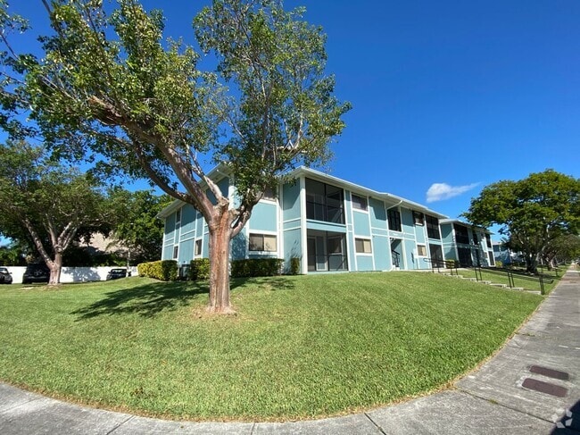 Building Photo - 19800 SW 103rd Ct Rental