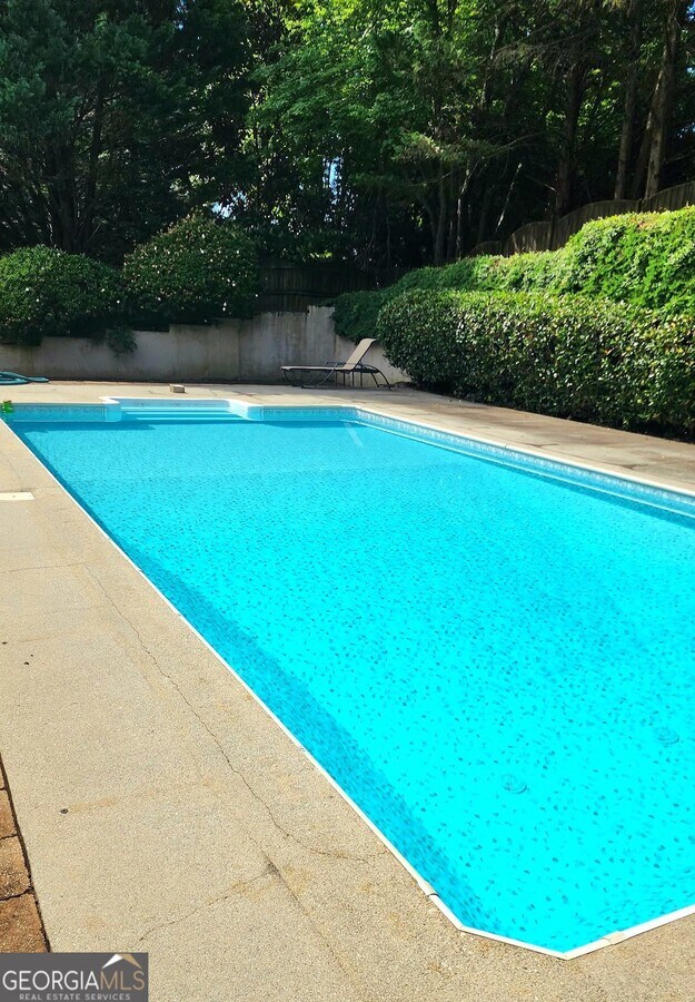 Photo - 2945 Millwater Crossing NE