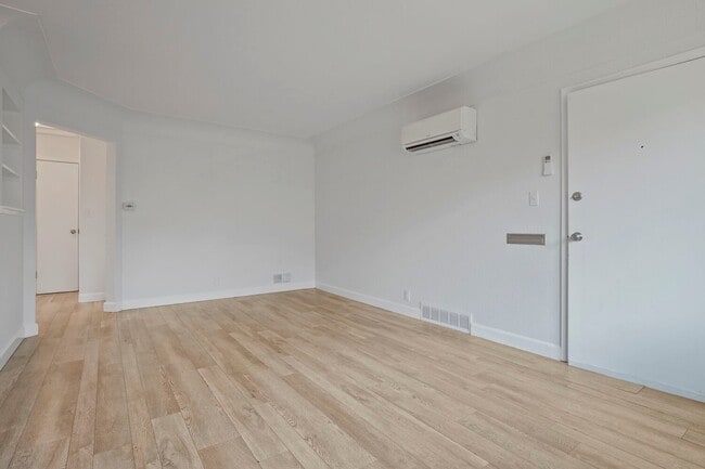 Photo - 1173 Dayton St Unit 1173