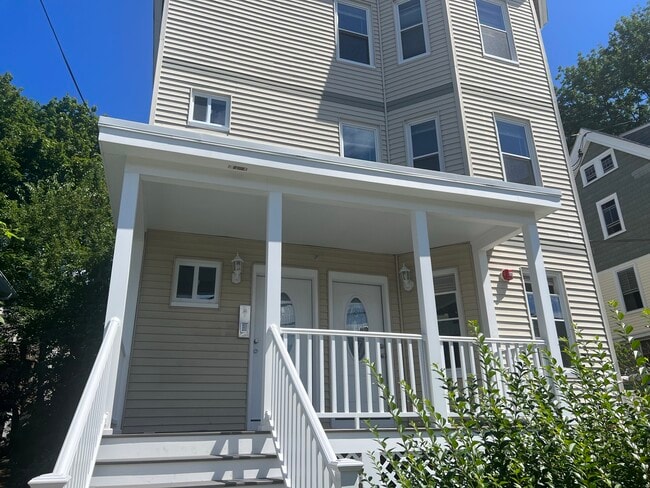 Photo - 31 Raymond Ave