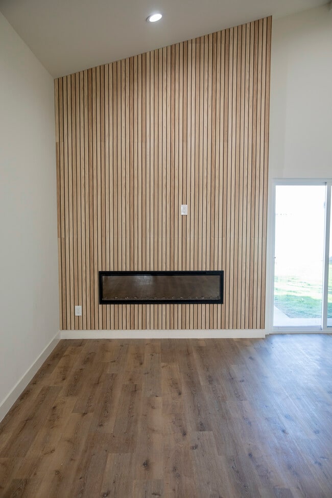 Photo - 5523 W 119th Pl