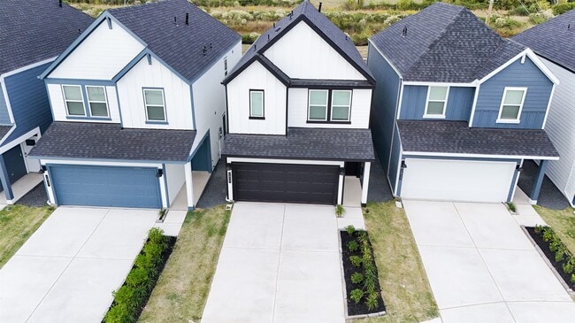 Photo - 2829 Lisburn Ter Ln