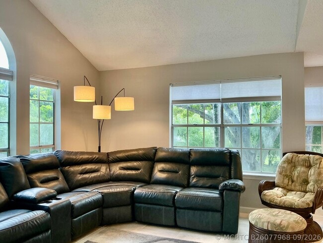1125 Crystal Way Unit B