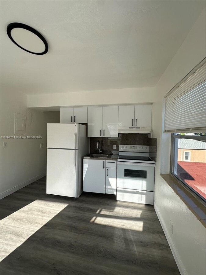 Photo - 660 NE 87th St Apartment Unit 2