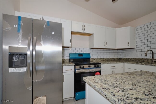 Photo - 402 SE 1st Terrace
