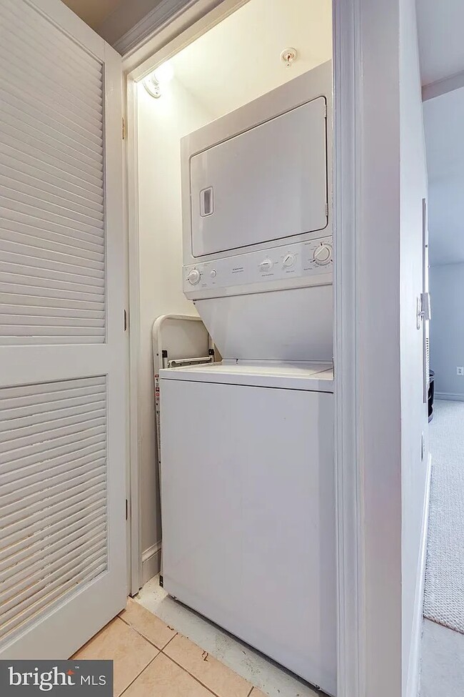 Photo - 2451 Midtown Ave Condo Unit 610