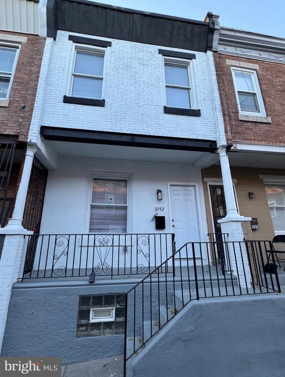 Photo - 3252 Hope St Townhome