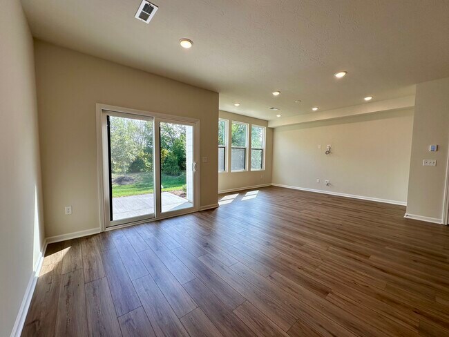 Photo - 3293 Haflinger Dr