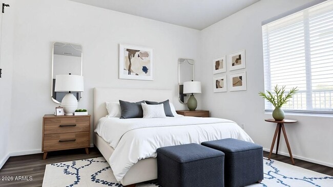 Photo - 4233 N Longview Ave Unit 205