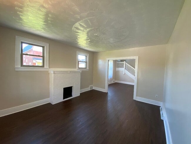 Building Photo - 218 N 12th Ave Unit 218 N 12th Street Altoona